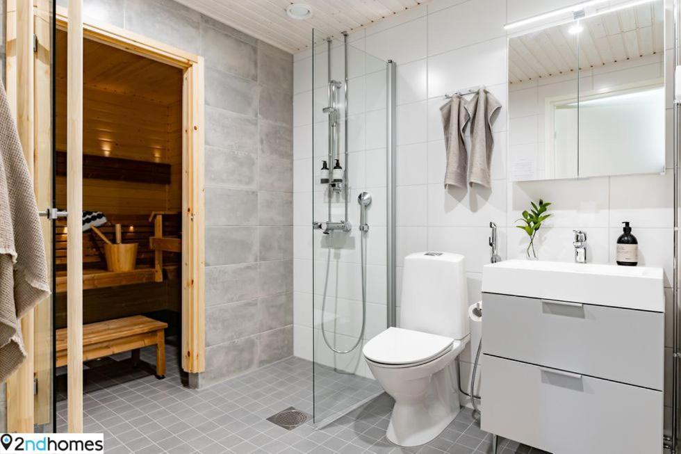 טמפרה "Kanava" - New 1Br Apartment With Sauna, Balcony & Views, Hosted By 2Ndhomes מראה חיצוני תמונה